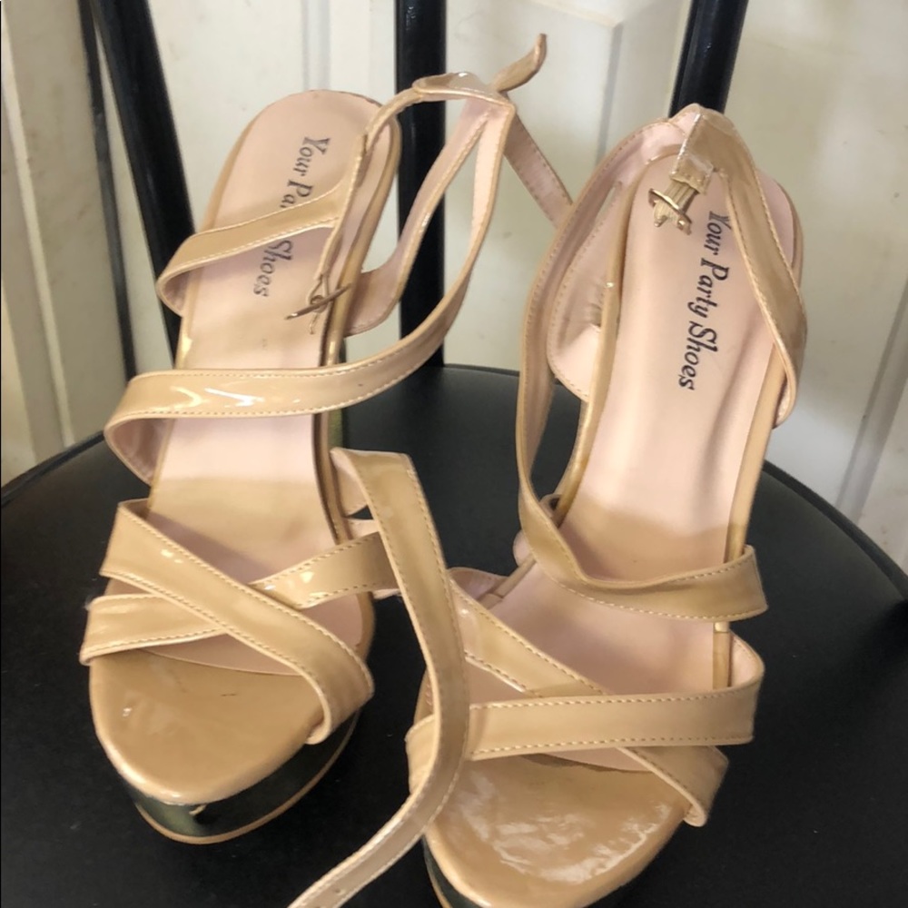 Tan heels